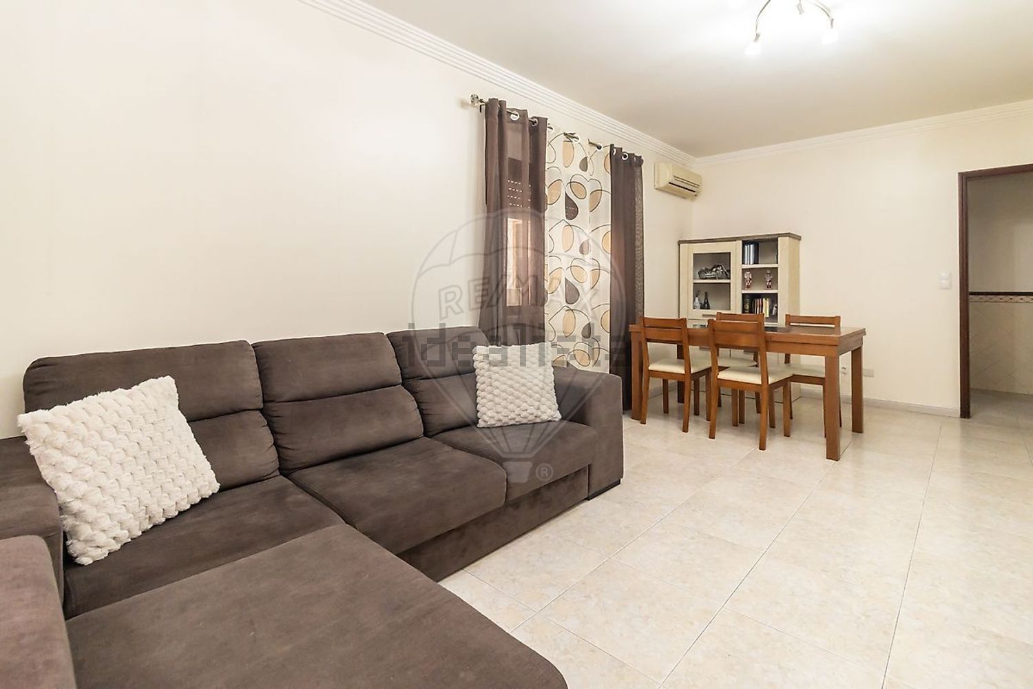 公寓 t3出售在Rua Particular Francisco Pinto da Silva - 客厅