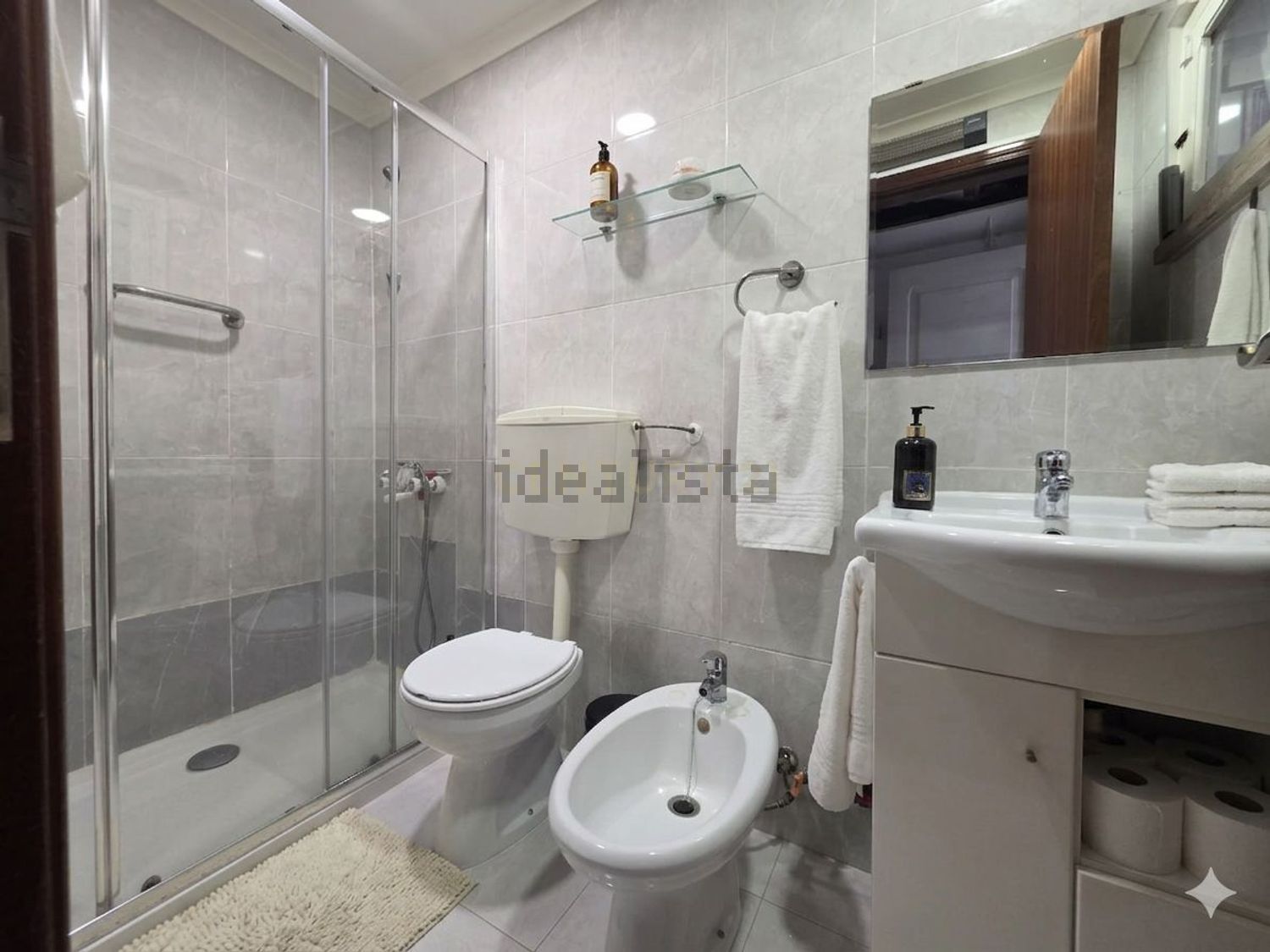 小楼房或独栋别墅出售在Avenida de Lisboa, 48 - 卫生间