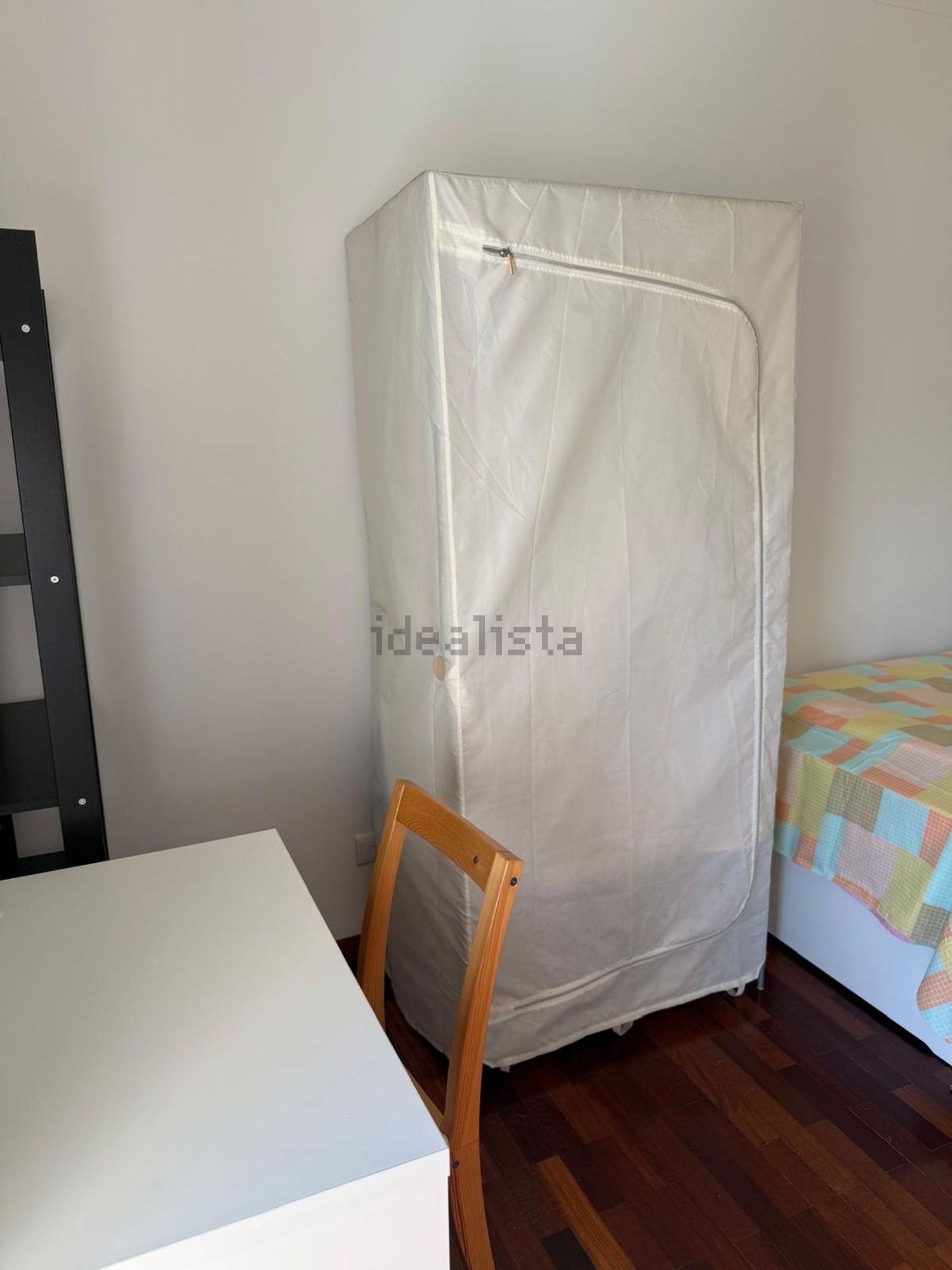 出租房间在Avenida João Paulo II, 5 - 卧室