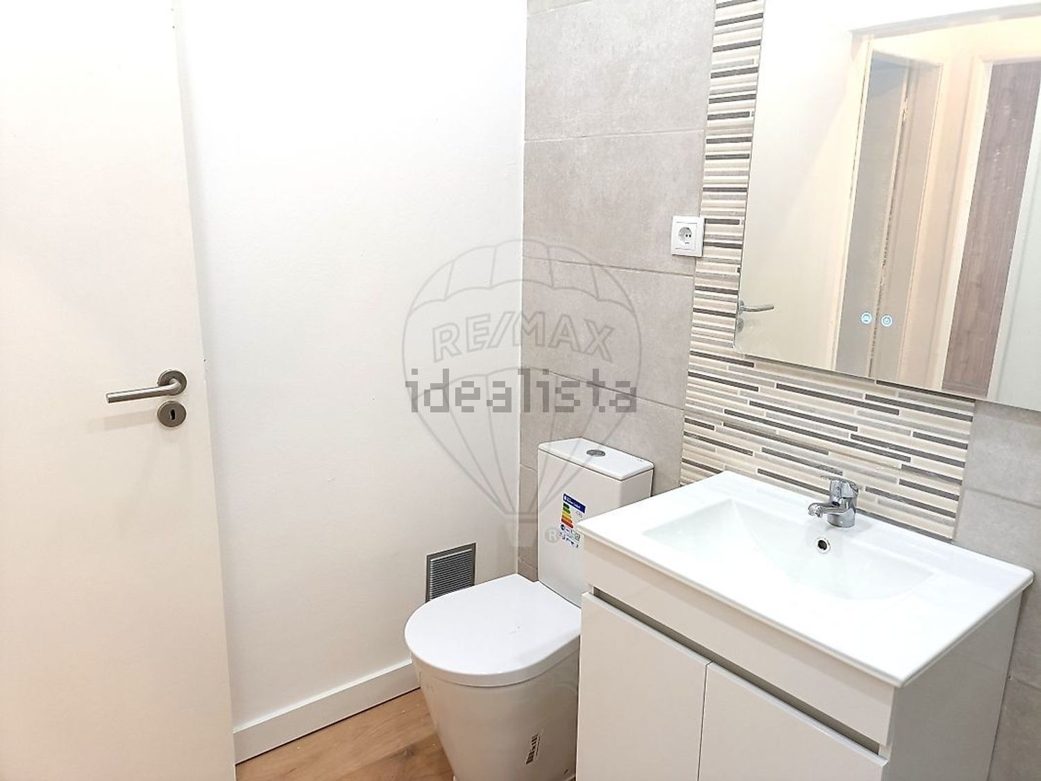 公寓 t2出售在Rua do Convento - 卫生间