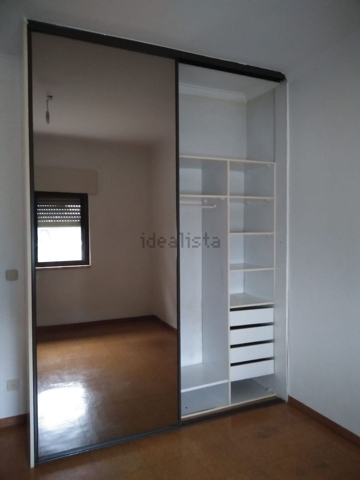 出租公寓 t2在Rua Isadora Duncan, 14 - 卧室