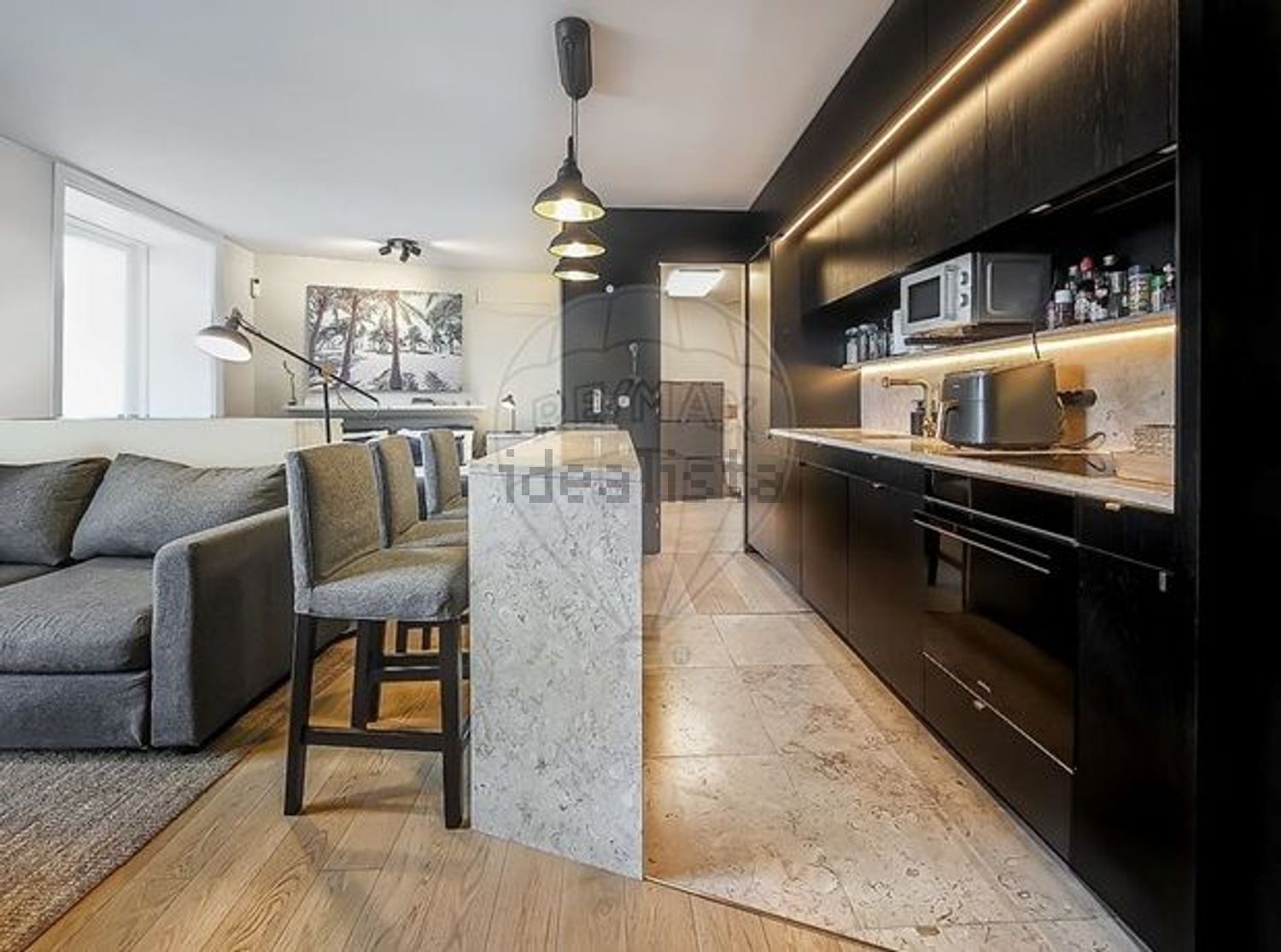 T0（单人公寓）出售在Rua do Telhal, 72 - 客厅