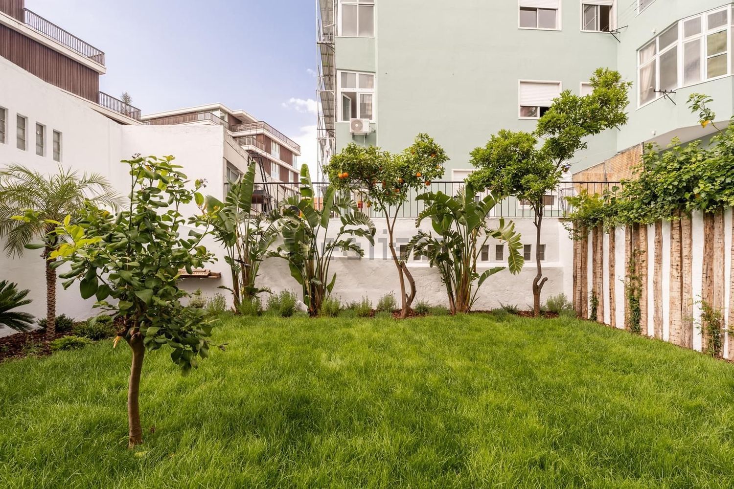 公寓 t2出售在Rua Leite de Vasconcelos - 花园