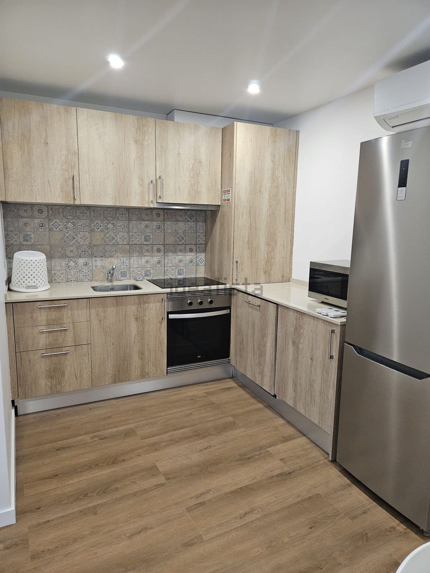 出租房间在Rua Neves Costa, 15 - 厨房