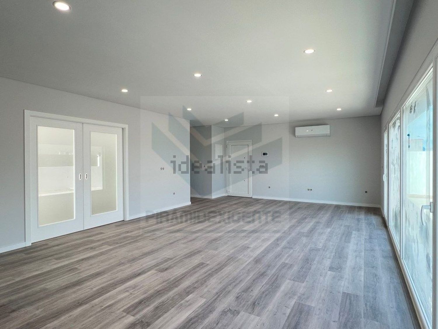 小楼房或独栋别墅出售在Moita - 居住