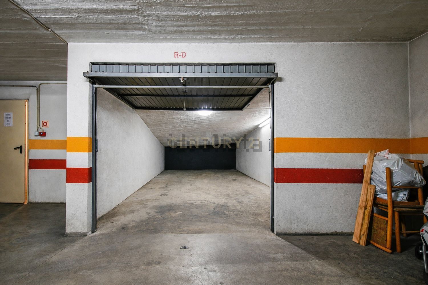 公寓 t3出售在Rua Rafael Bordalo Pinheiro, 18 - 停车位