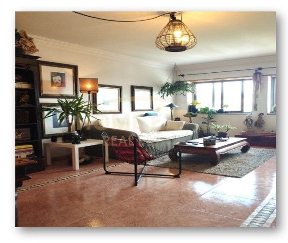 公寓 t2出售在Rua Vieira da Silva