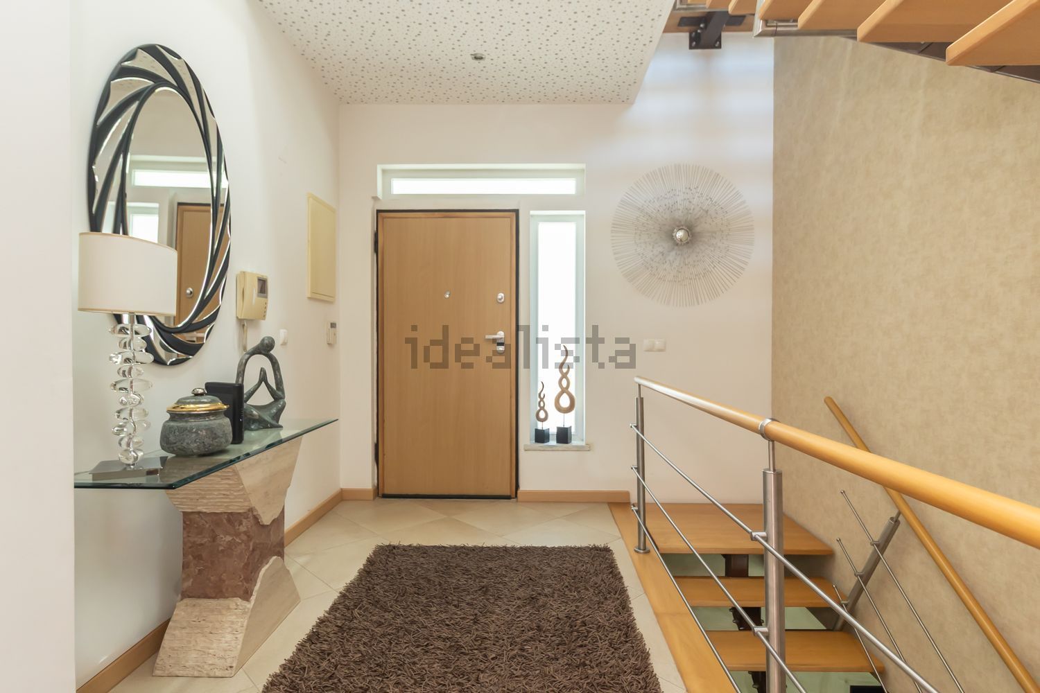 小楼房或独栋别墅出售在Rua Jorge Brum do Canto - 过道