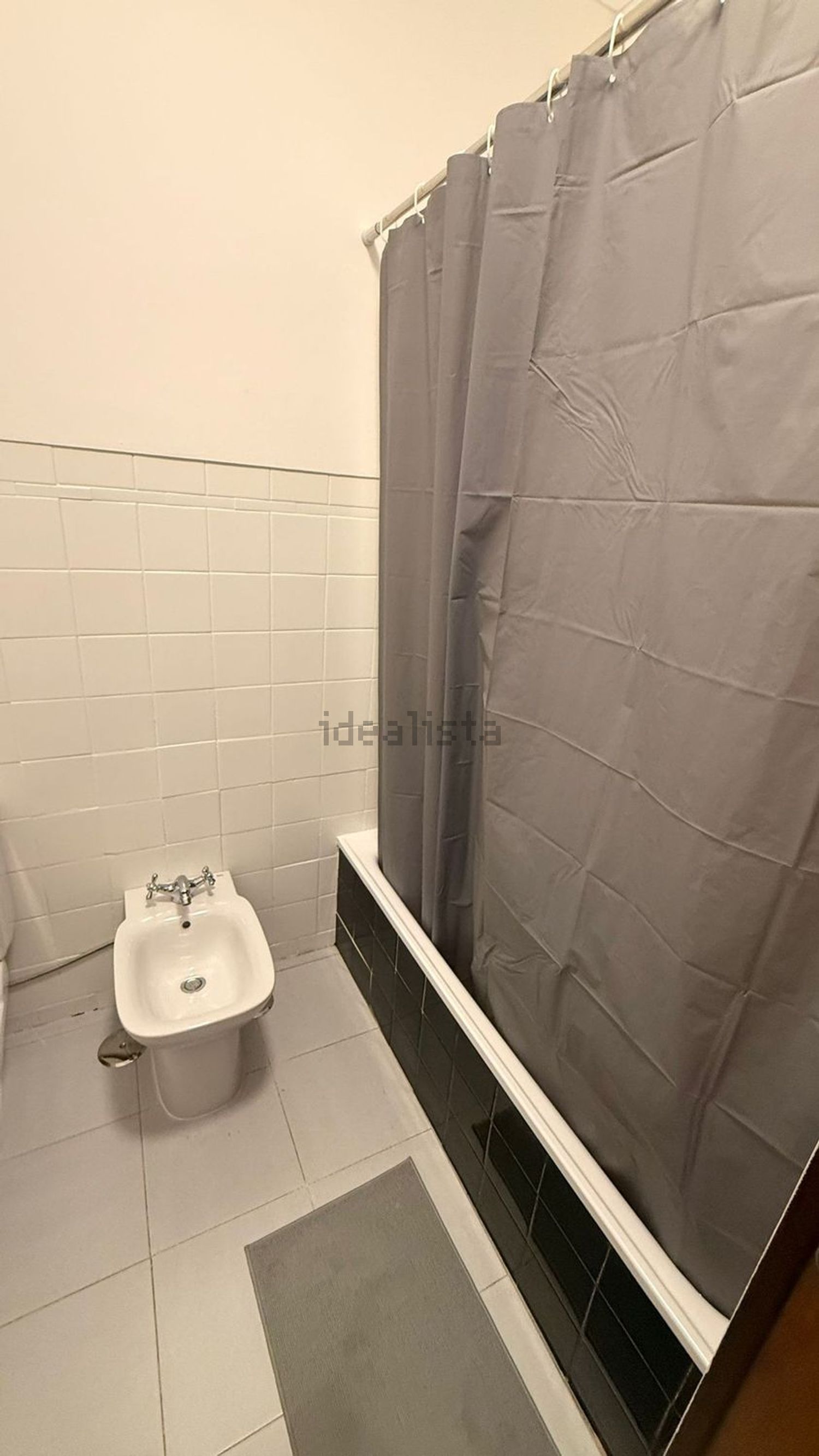 出租房间在Praceta Frei Luís de Sousa, 2 - 卫生间