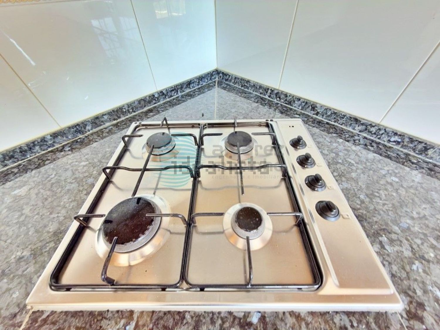 小楼房或独栋别墅出售在Rua 1° de Maio, 3 - 照片