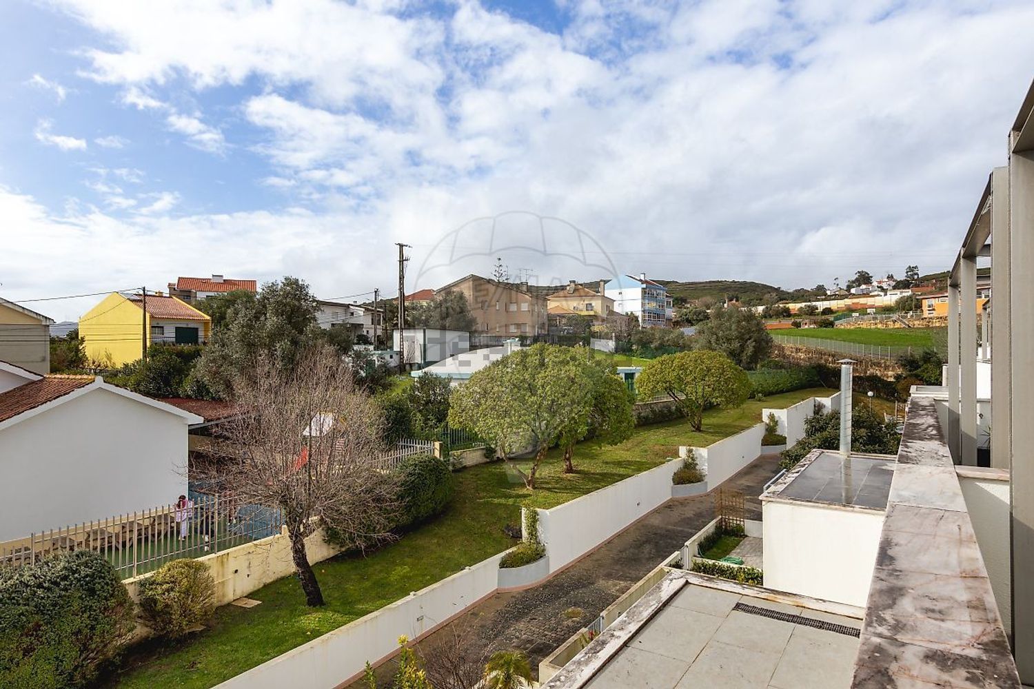 小楼房或独栋别墅出售在Rua Forças Armadas - 花园