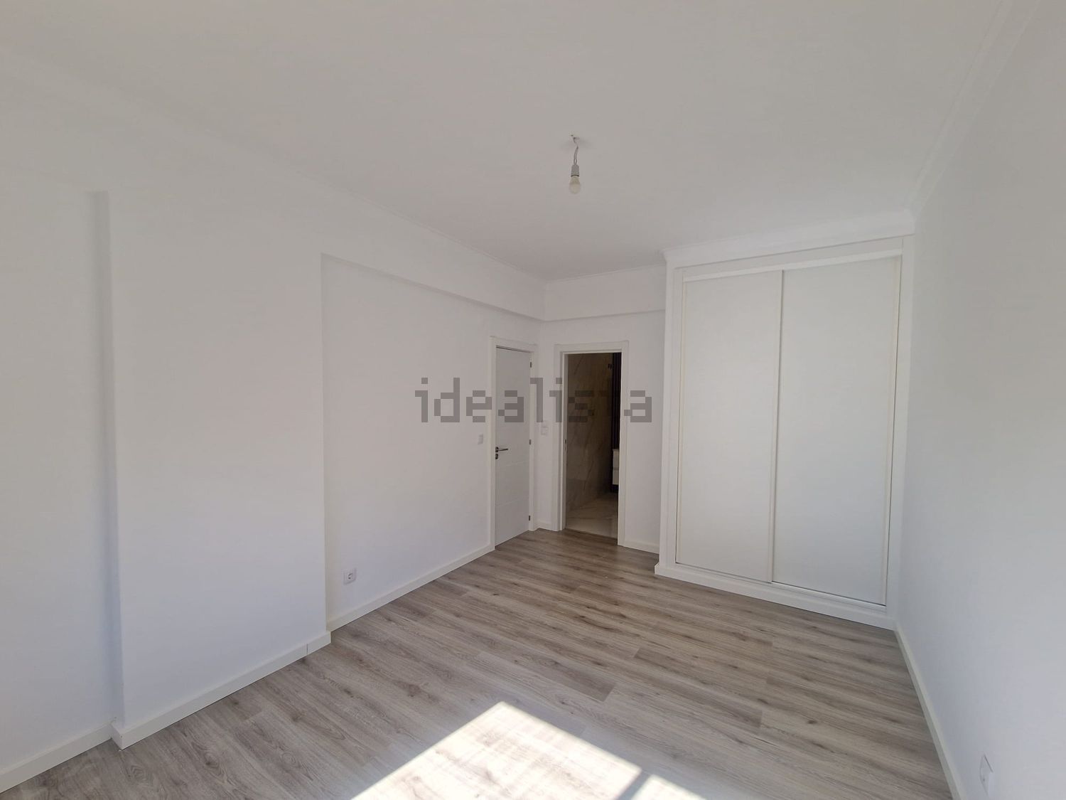 出租公寓 t3在Rua Movimento das Forças Armadas s/n - 卧室