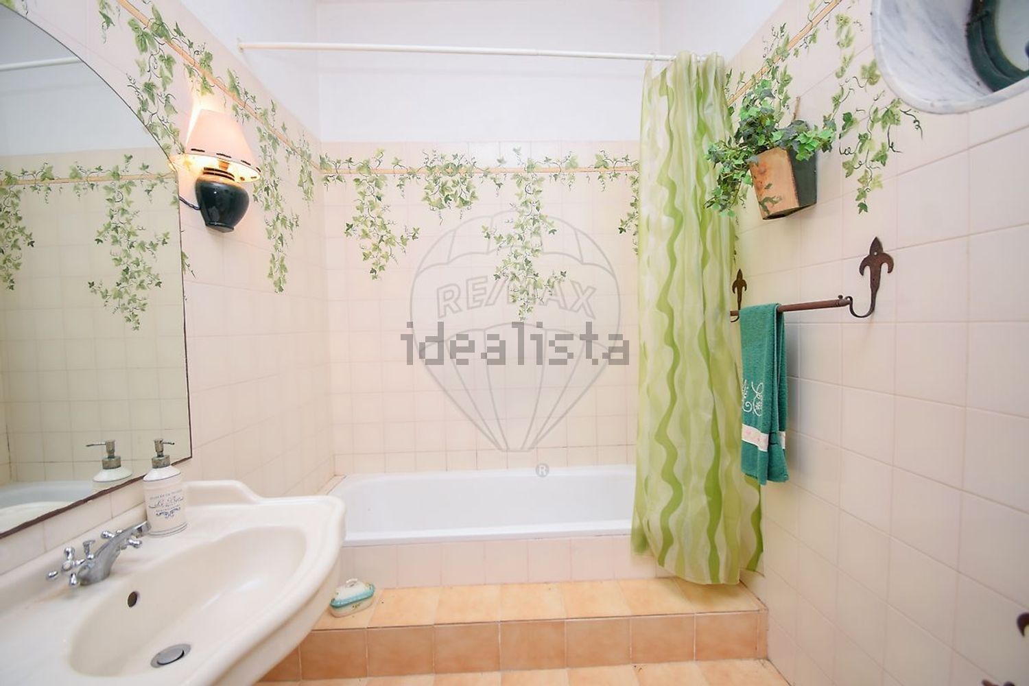 小楼房或独栋别墅出售R. da Portela - 卫生间