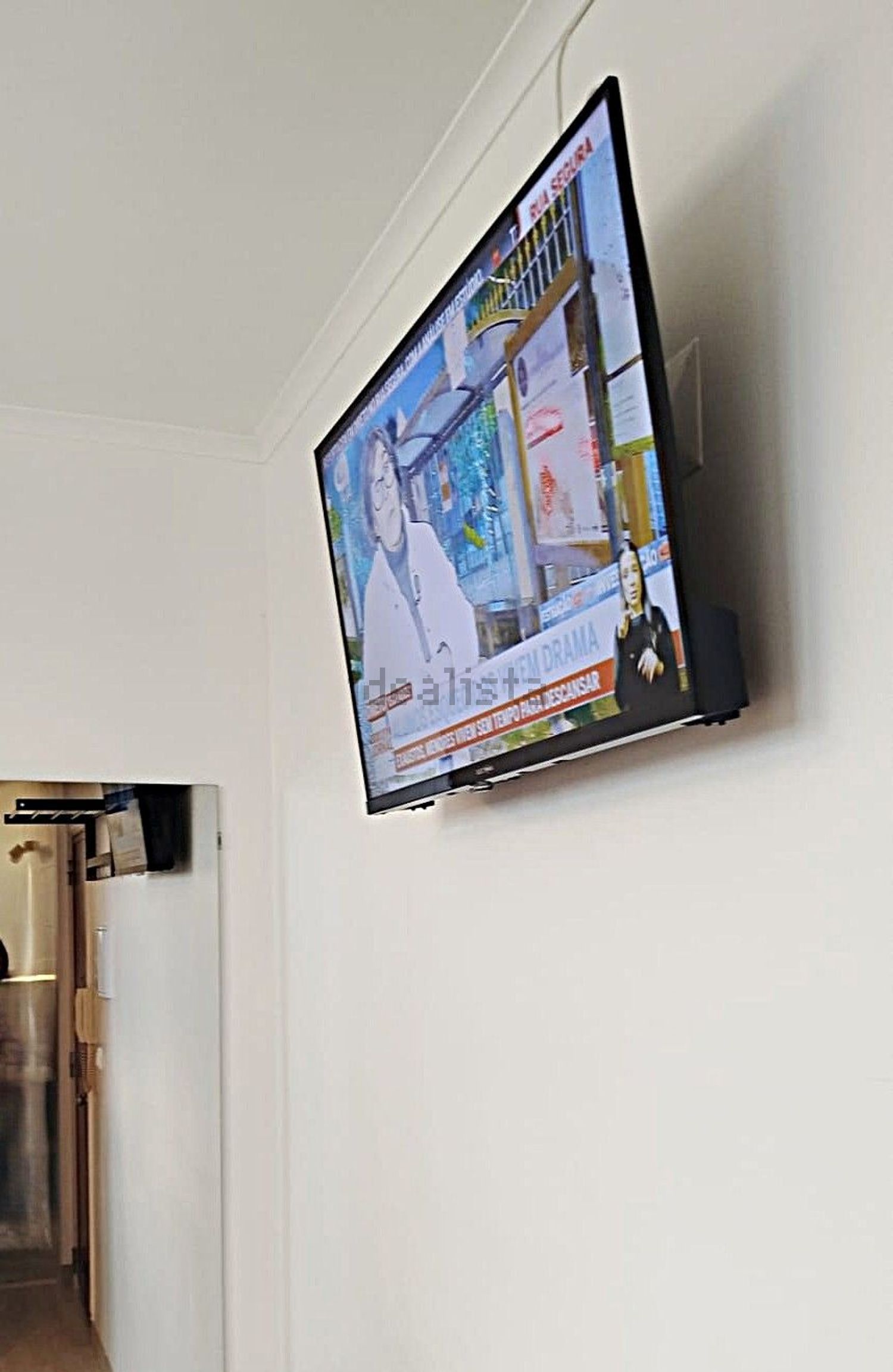 出租t0（单人公寓）在Rua Coronel Ferreira do Amaral, 9 - 详情