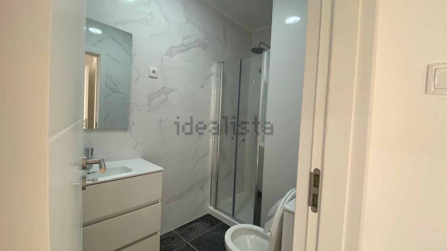 公寓 t3出售在Avenida Comandante Luís António da Silva - 卫生间