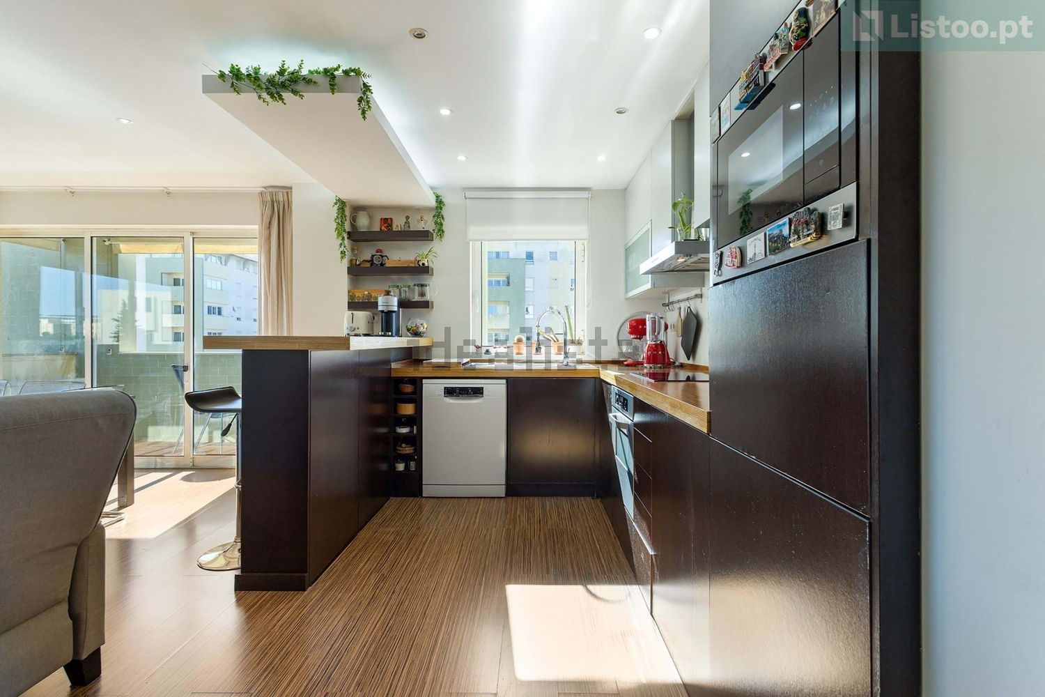 公寓 t3出售在Rua Álvaro Benamor - 厨房