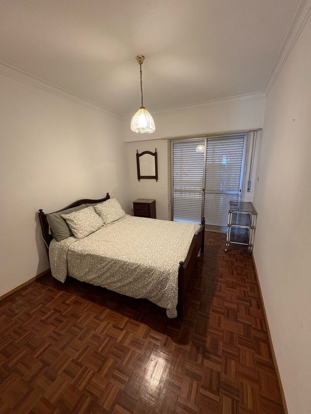 出租房间在Rua Miguel Torga, 181