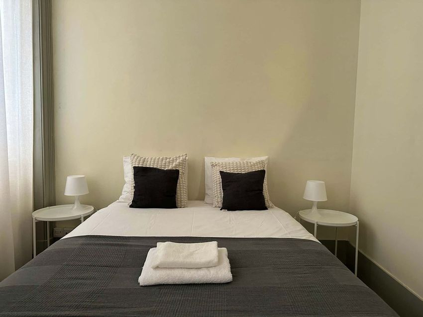 出租房间在Rua Braamcamp s/n