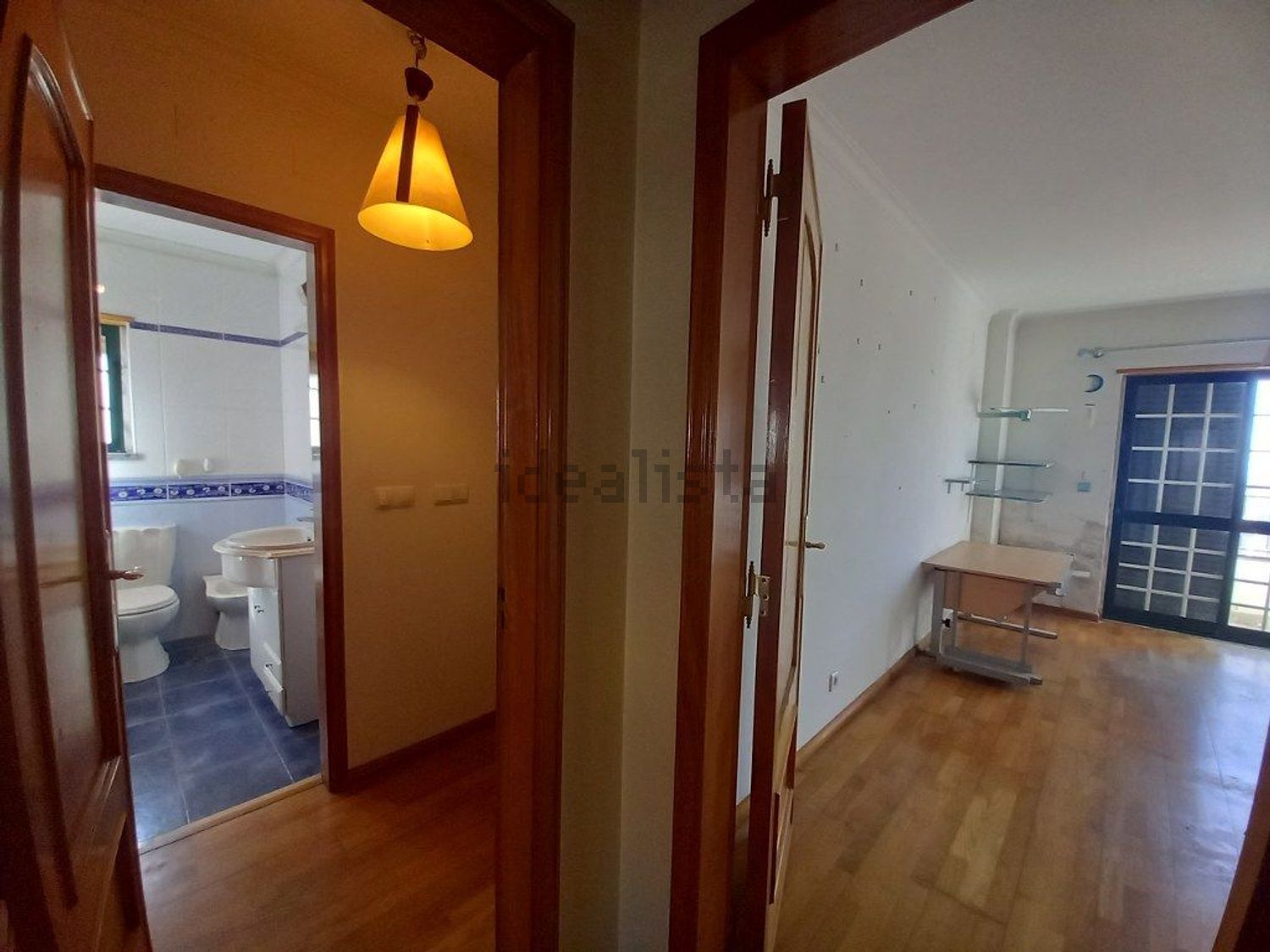 小楼房或独栋别墅出售在Rua do Cerrado das Tramagueiras - 过道