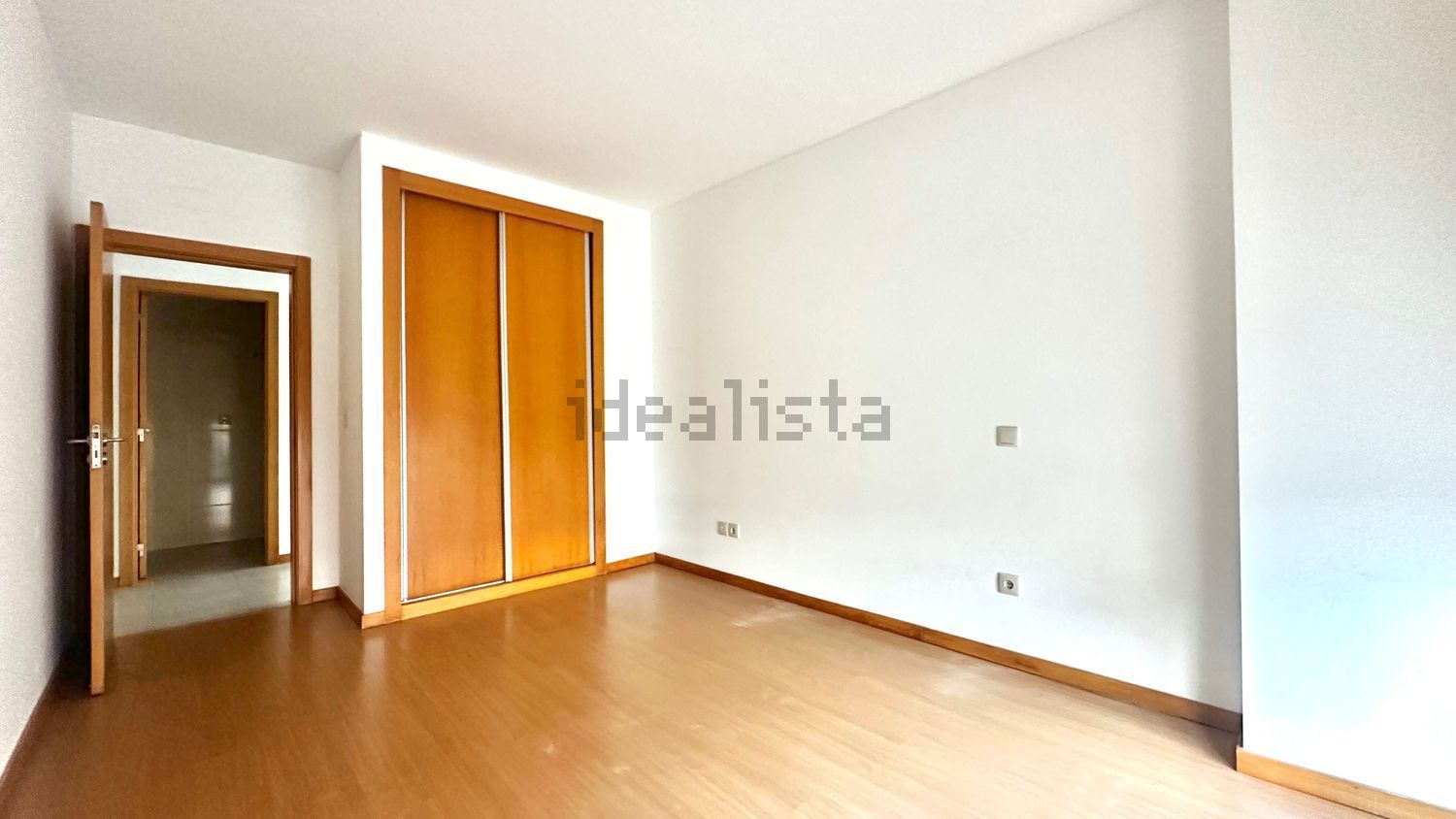 公寓 t4出售在Avenida Natália Correia - 卧室