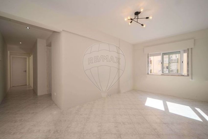 出租公寓 t2在Rua Jacinto Baptista