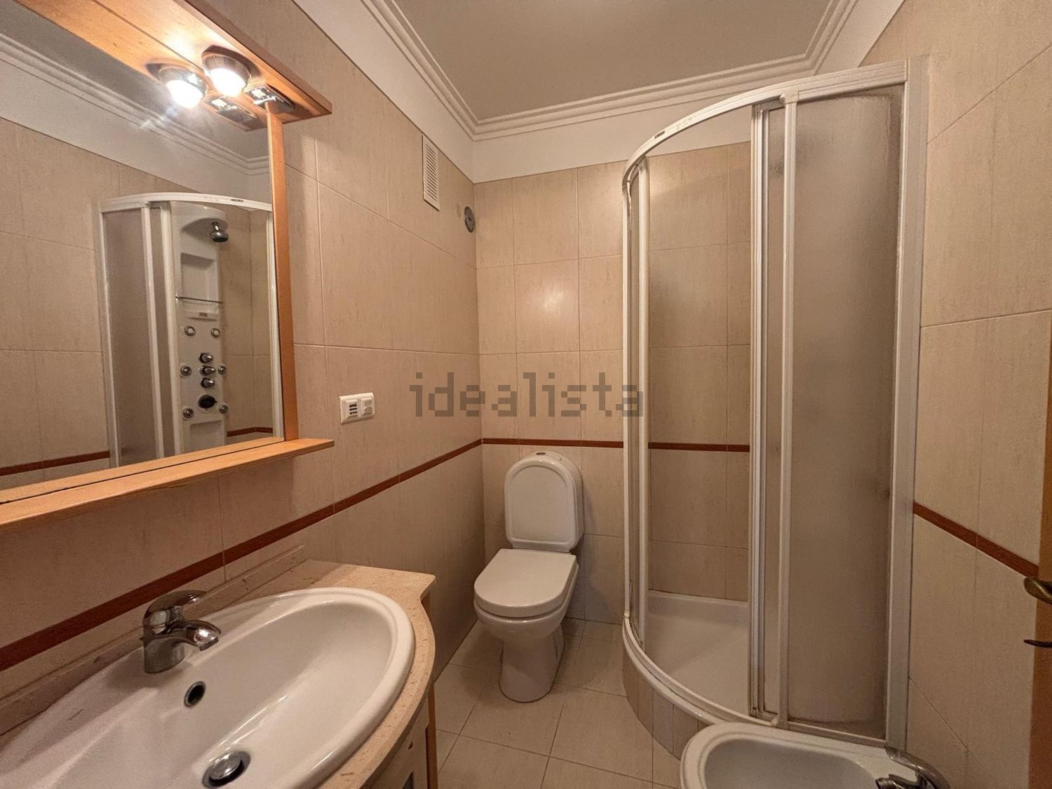 出租公寓 t3在Rua António Garibaldi, 14 - 卫生间