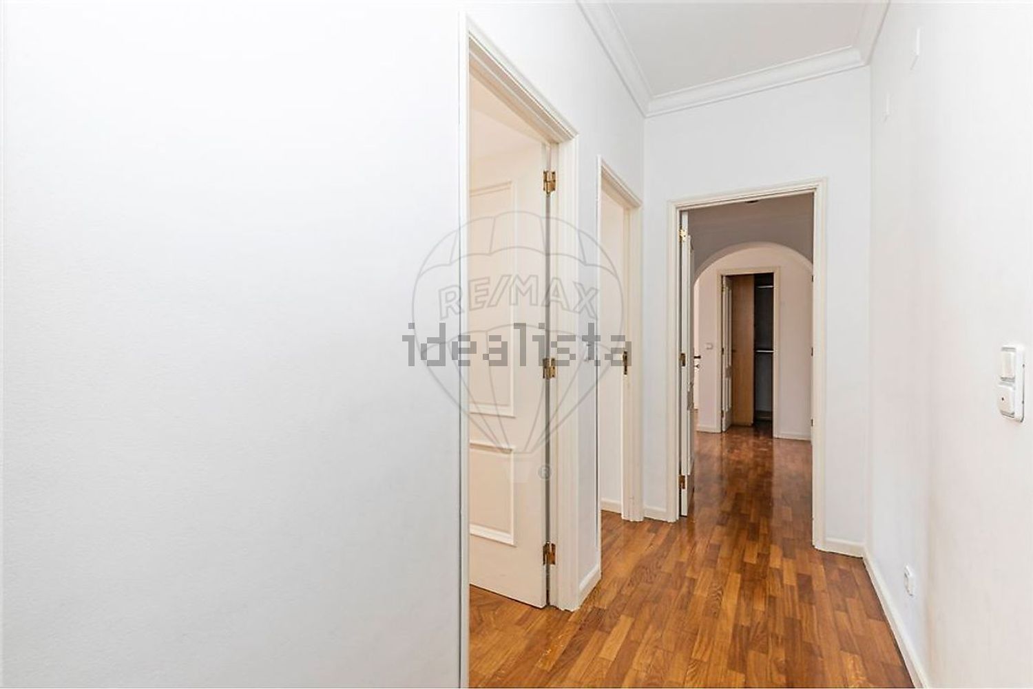 出租公寓 t4在Rua Major Neutel de Abreu - 过道