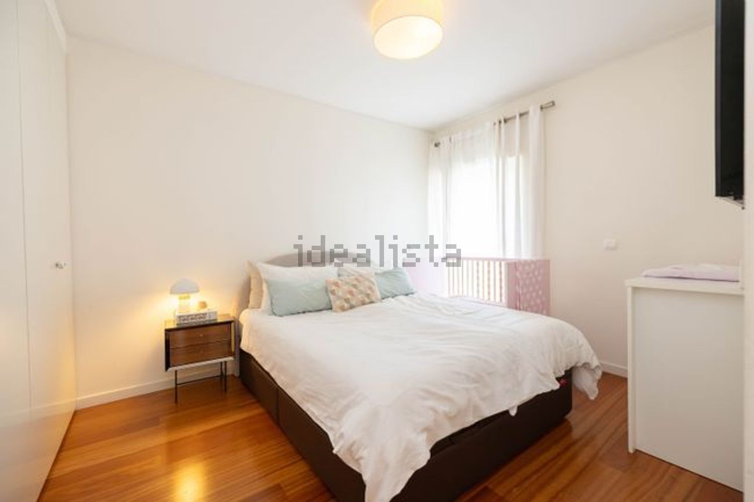 公寓 t2出售在Rua Maria Brown - 卧室