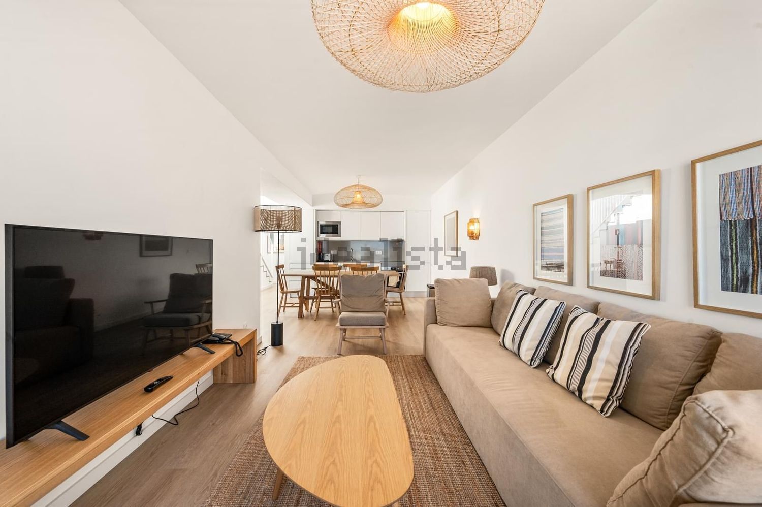 公寓 t3出售在Rua Isabel Arsénio - 客厅