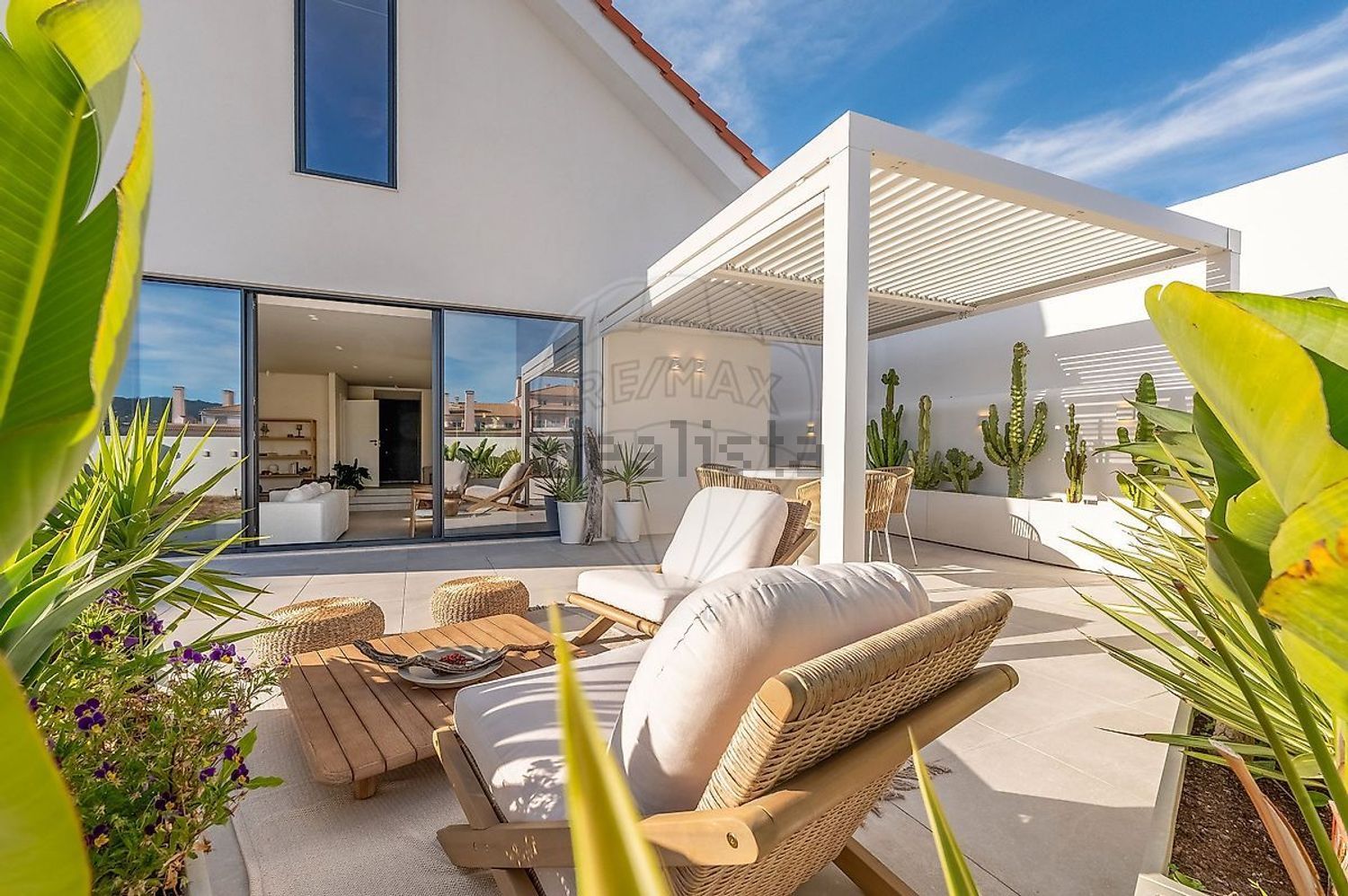 小楼房或独栋别墅出售在Rua Afonso Banheiro - 照片