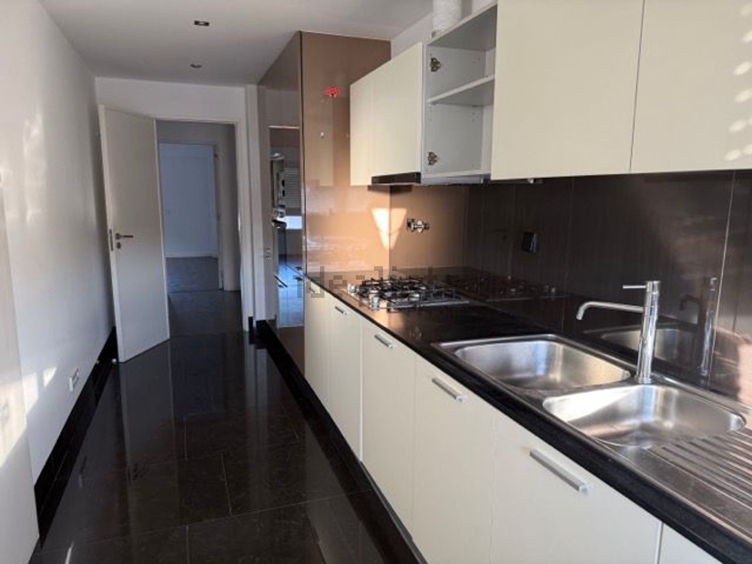 出租公寓 t3在Rua General José Celestino da Silva - 厨房