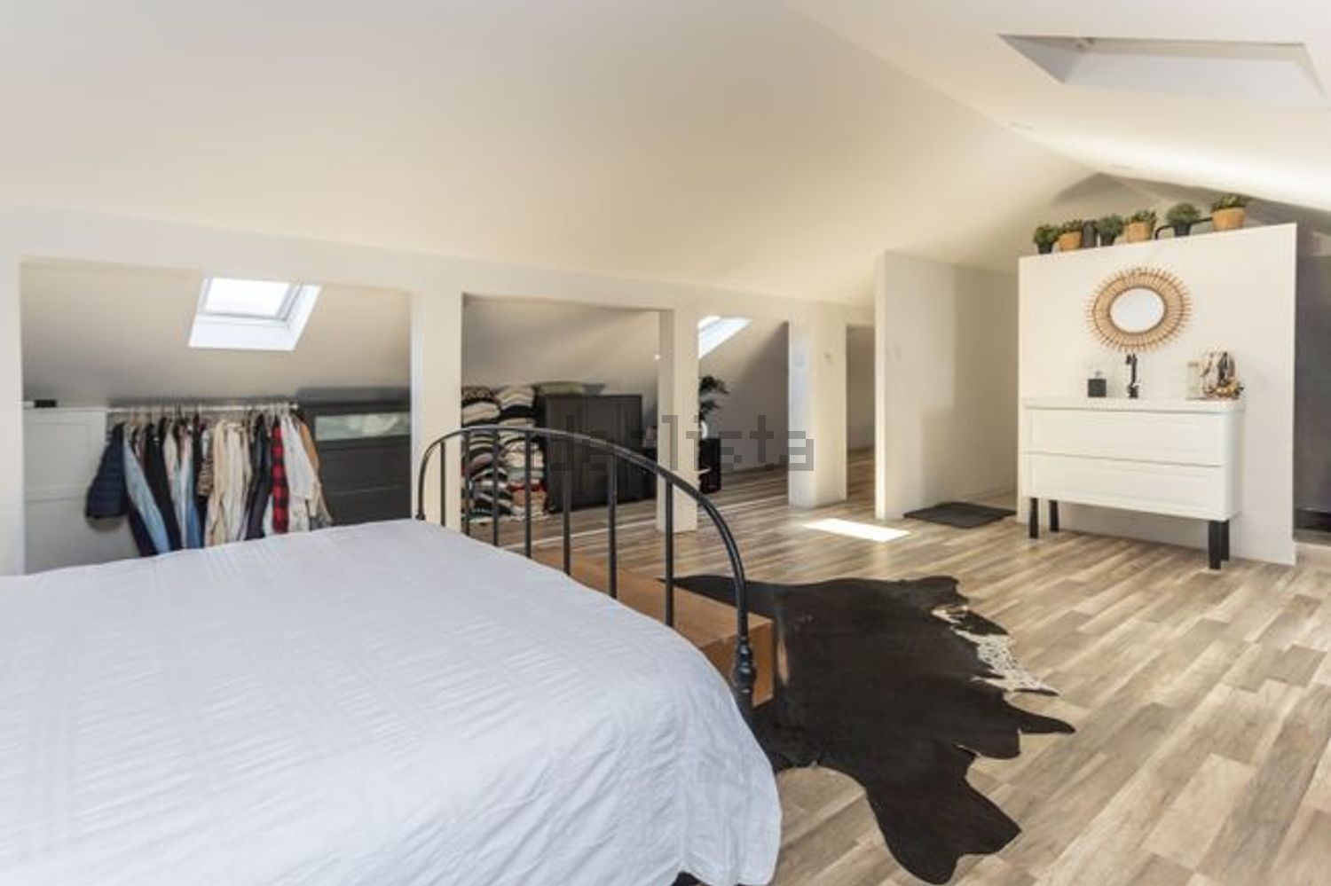 公寓 t3出售在Largo 1º de Maio, 19 - 卧室