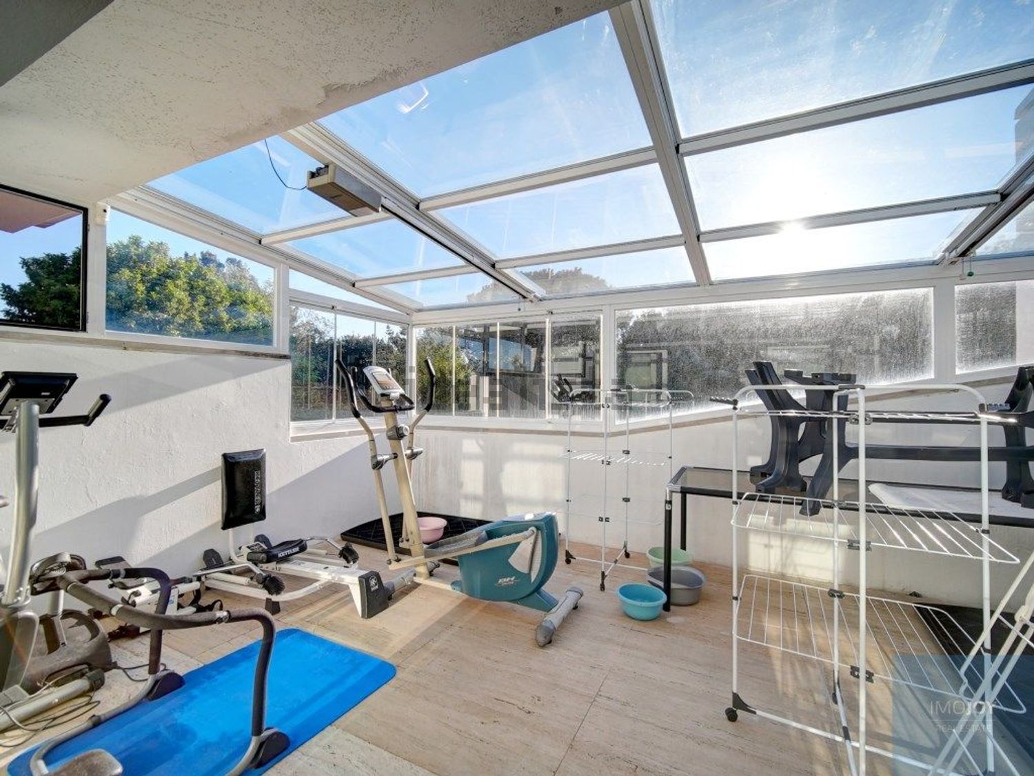 出租小楼房或独栋别墅在Rua Mato da Mina, 41 - 共同区域