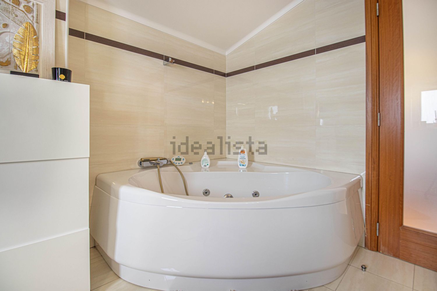 小楼房或独栋别墅出售在Rua Joane Mendes Botelho - 卫生间