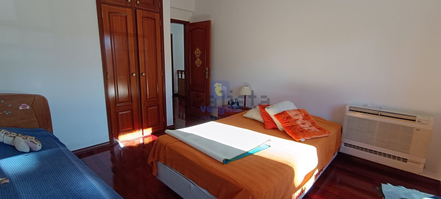 出租小楼房或别墅在Centro - 卧室