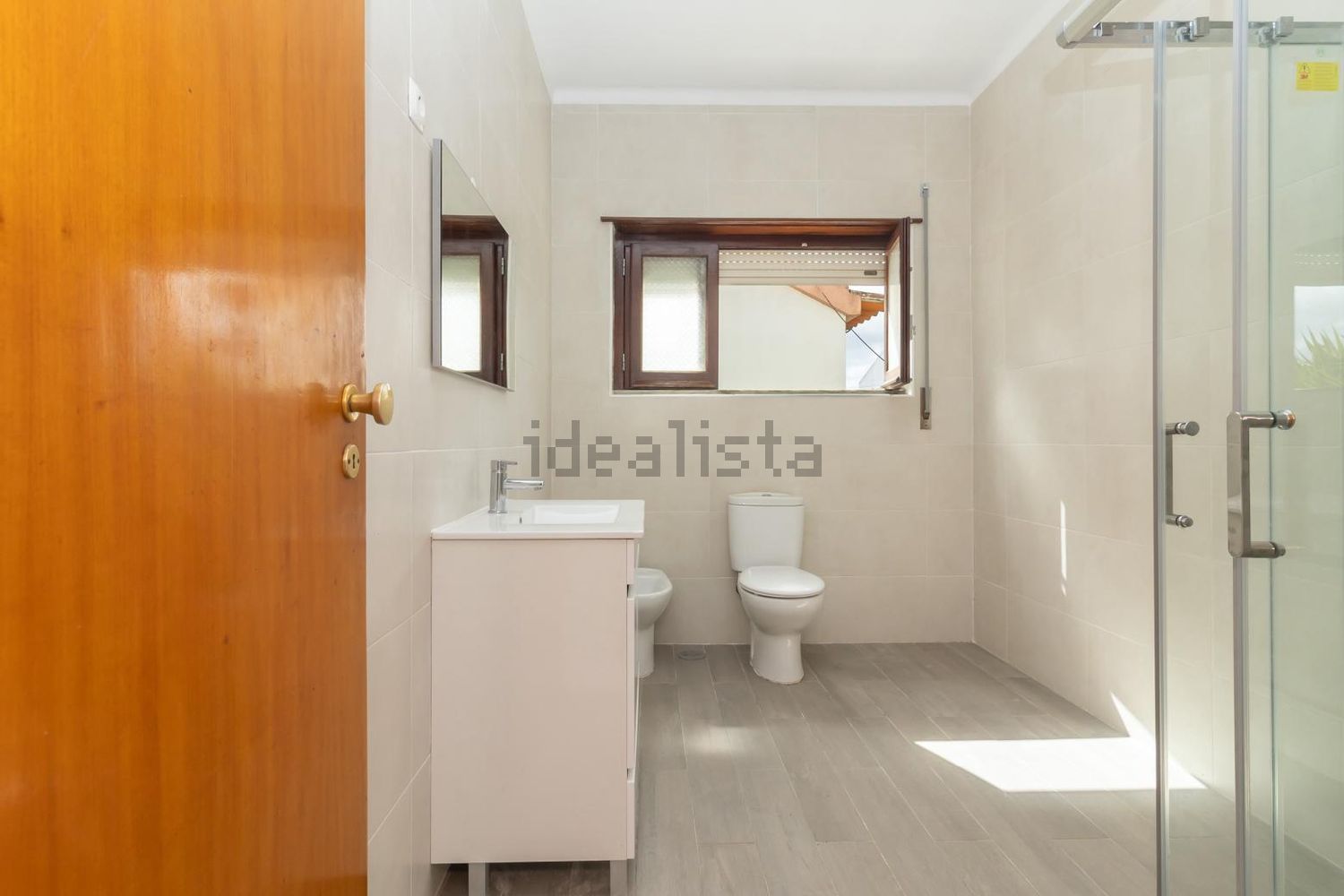 出租小楼房或独栋别墅在Rua Alexandre Cardoso, 28 - 卫生间