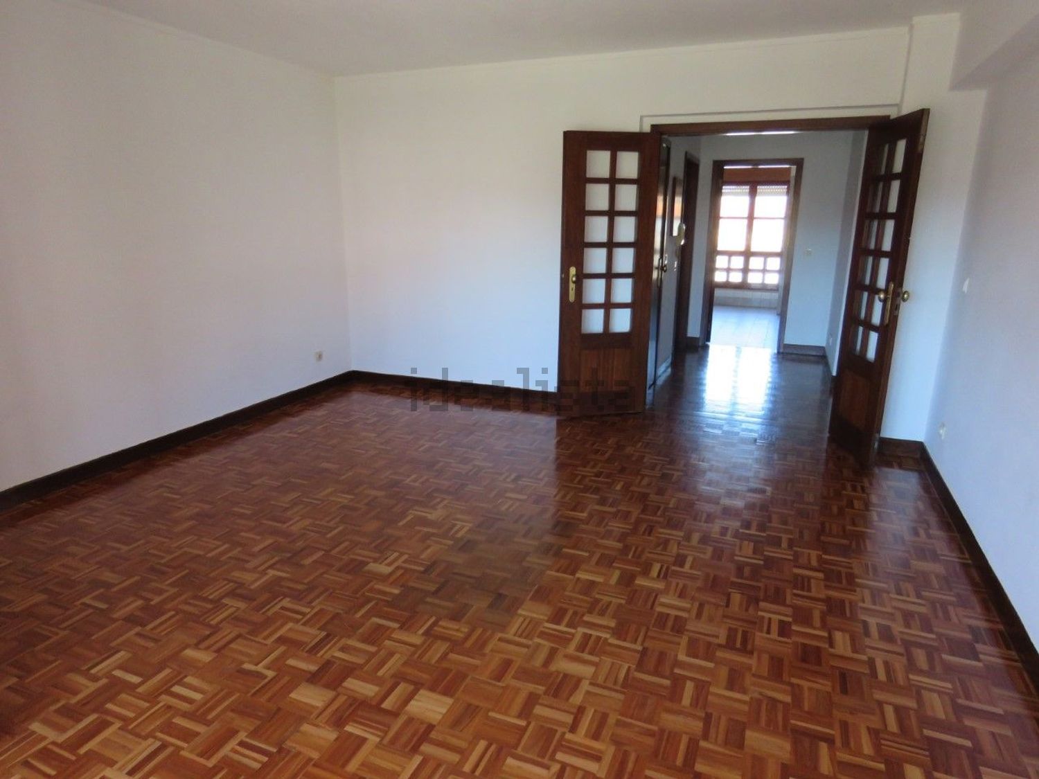 出租公寓 t2在Rua Professor Eduardo Cortesão, 20 - 居住