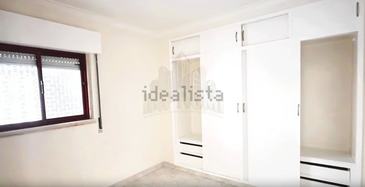 公寓 t1出售在Rua do Pedregal de Baixo - 居住