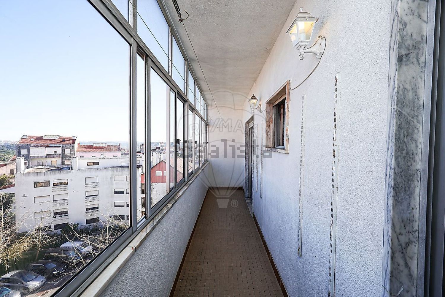 公寓 t3出售在Rua Maria da Fonte - 过道