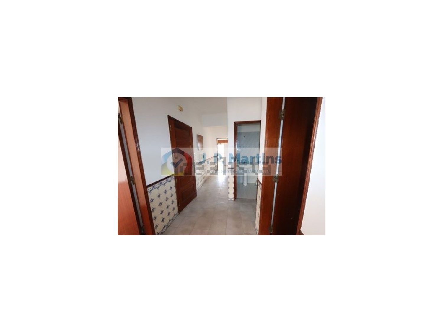 公寓 t3出售在Avenida 1º de Maio, 97 - 过道