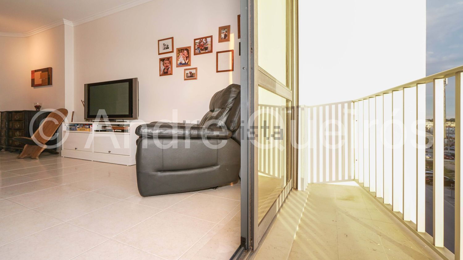 出租公寓 t2在Rua Rogério Pedro, 2890 -089 - 客厅