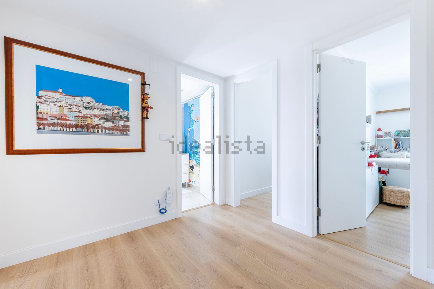 公寓 t4出售在Rua Embaixador Martins Janeira - 前厅