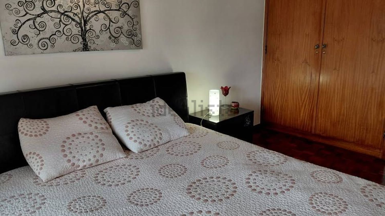 出租房间在Rua Ramiro Ferrão, 53 - 卧室