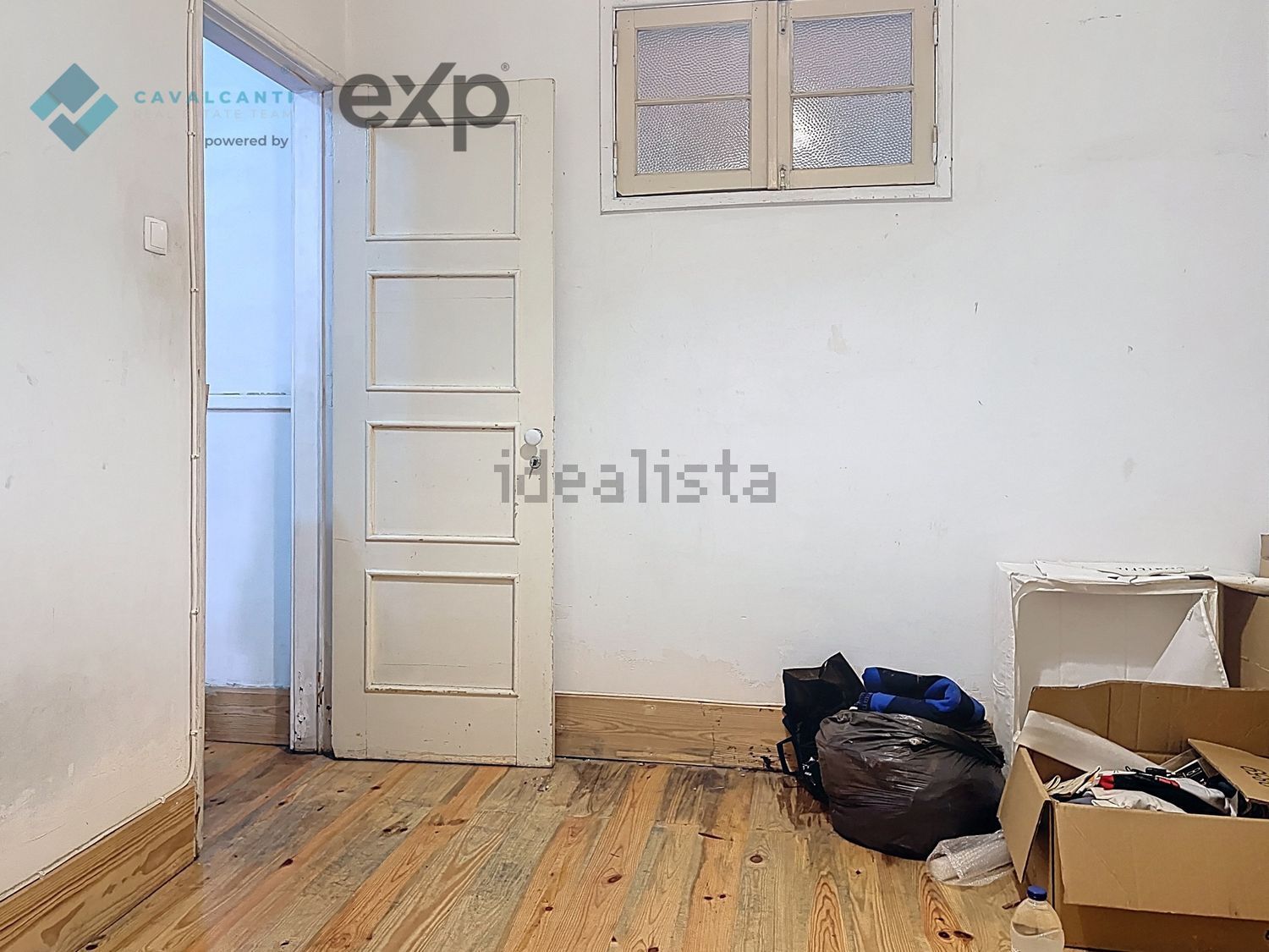 公寓 t3出售在Rua Barão de Sabrosa s/n - 卧室