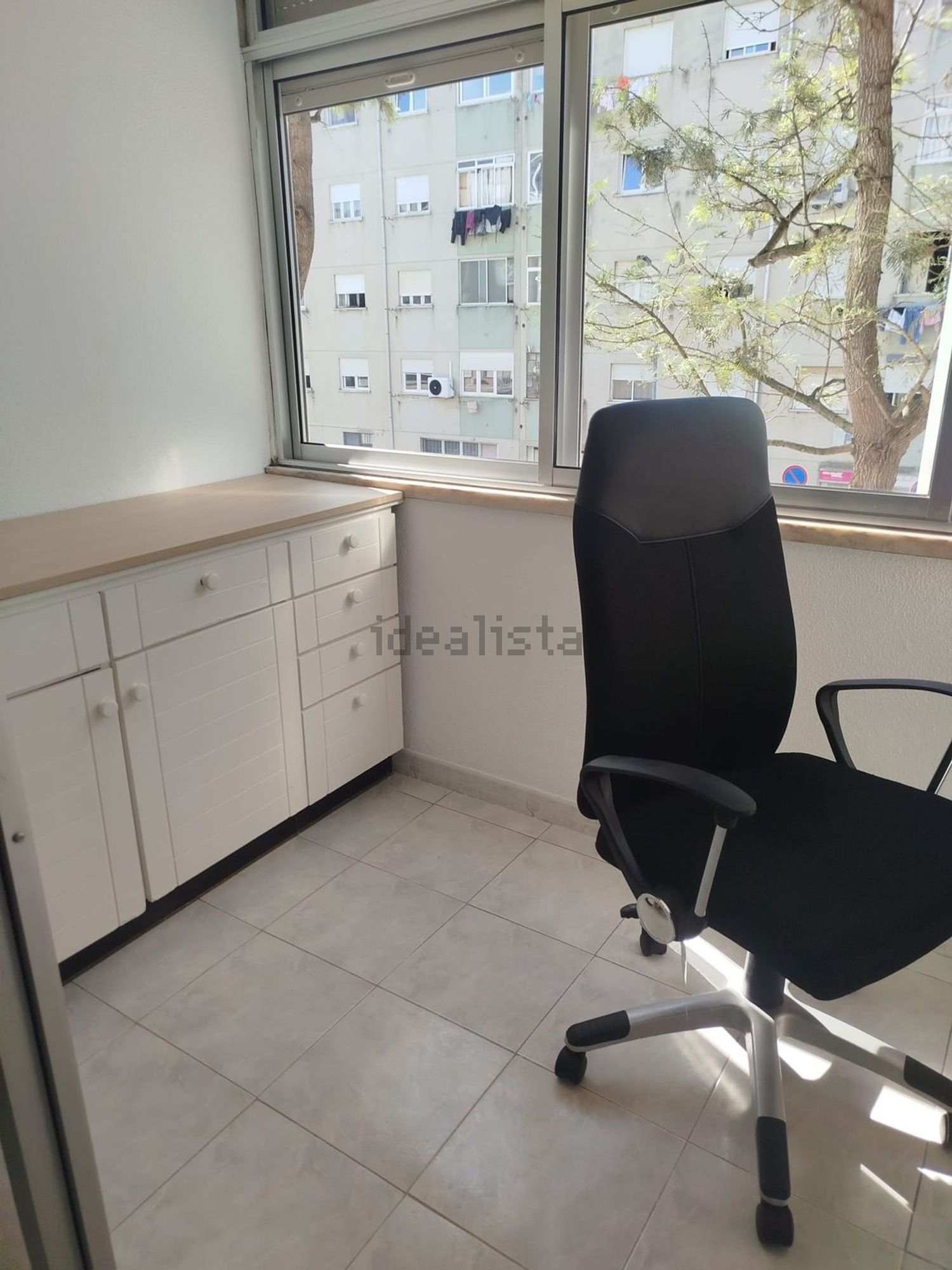 出租房间在Avenida professor egas moniz, 26 - 卧室