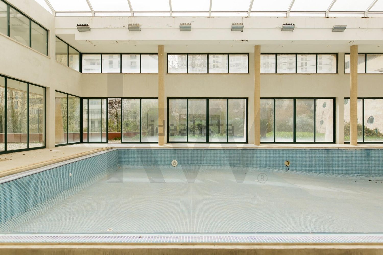 出租公寓 t3在Paço de Arcos - 游泳池