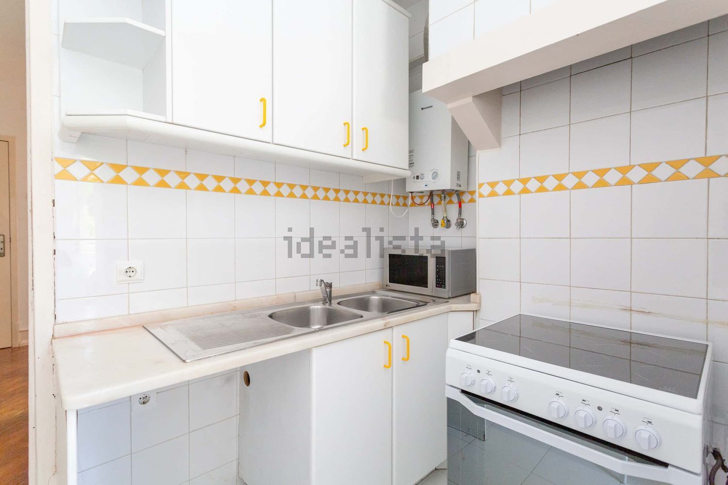 出租房间在Rua Actor Vale, 29 - 厨房