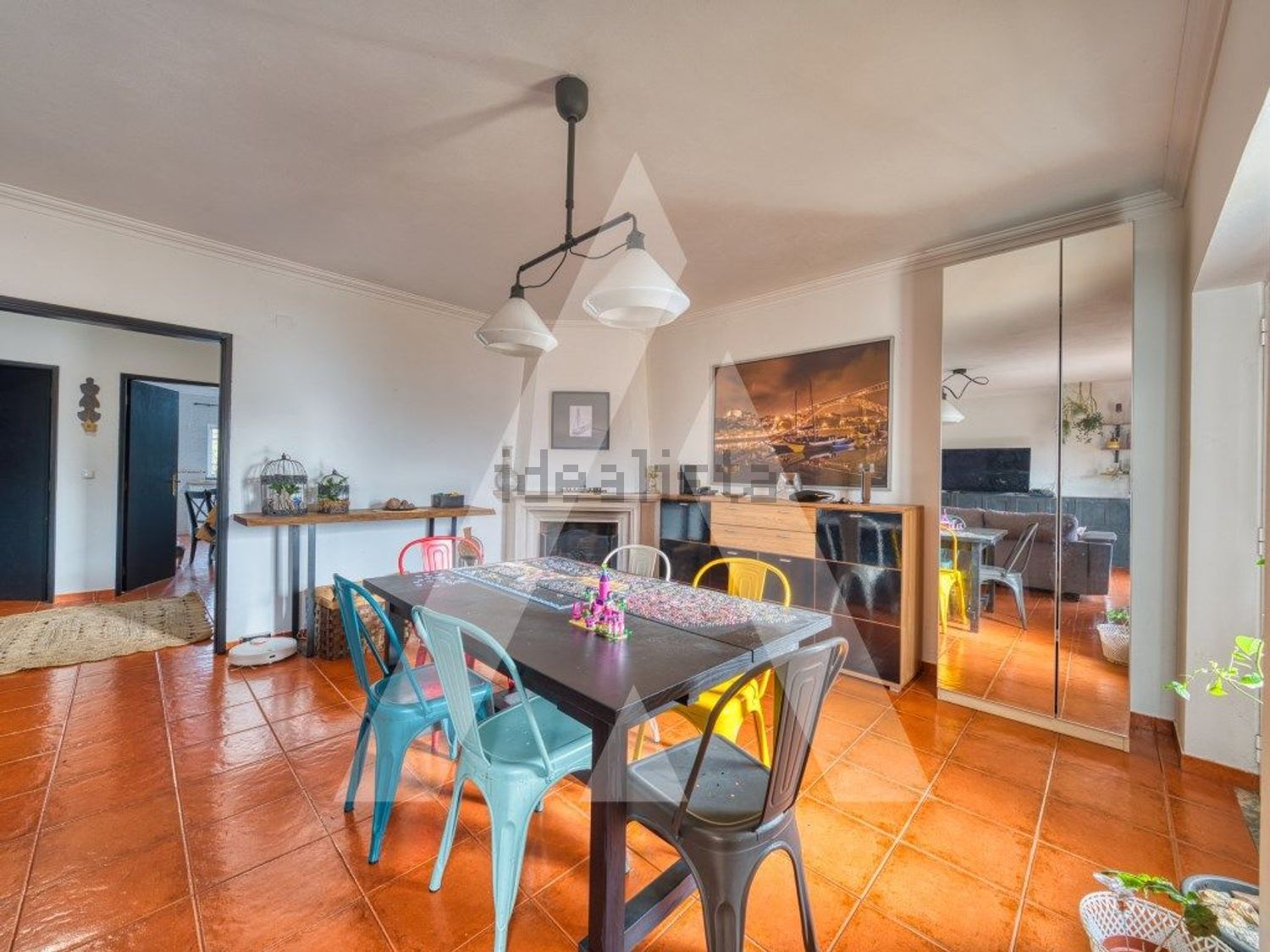 小楼房或独栋别墅出售在Lamas e Cercal - 客厅