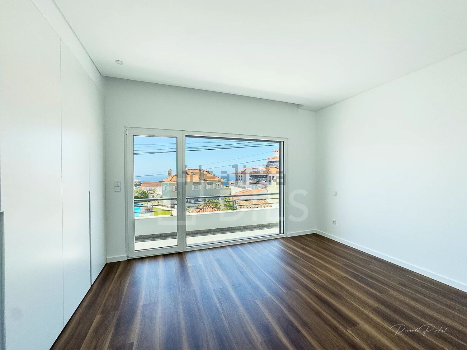 双拼别墅出售在Rua da Cancelinha, 12 - 居住