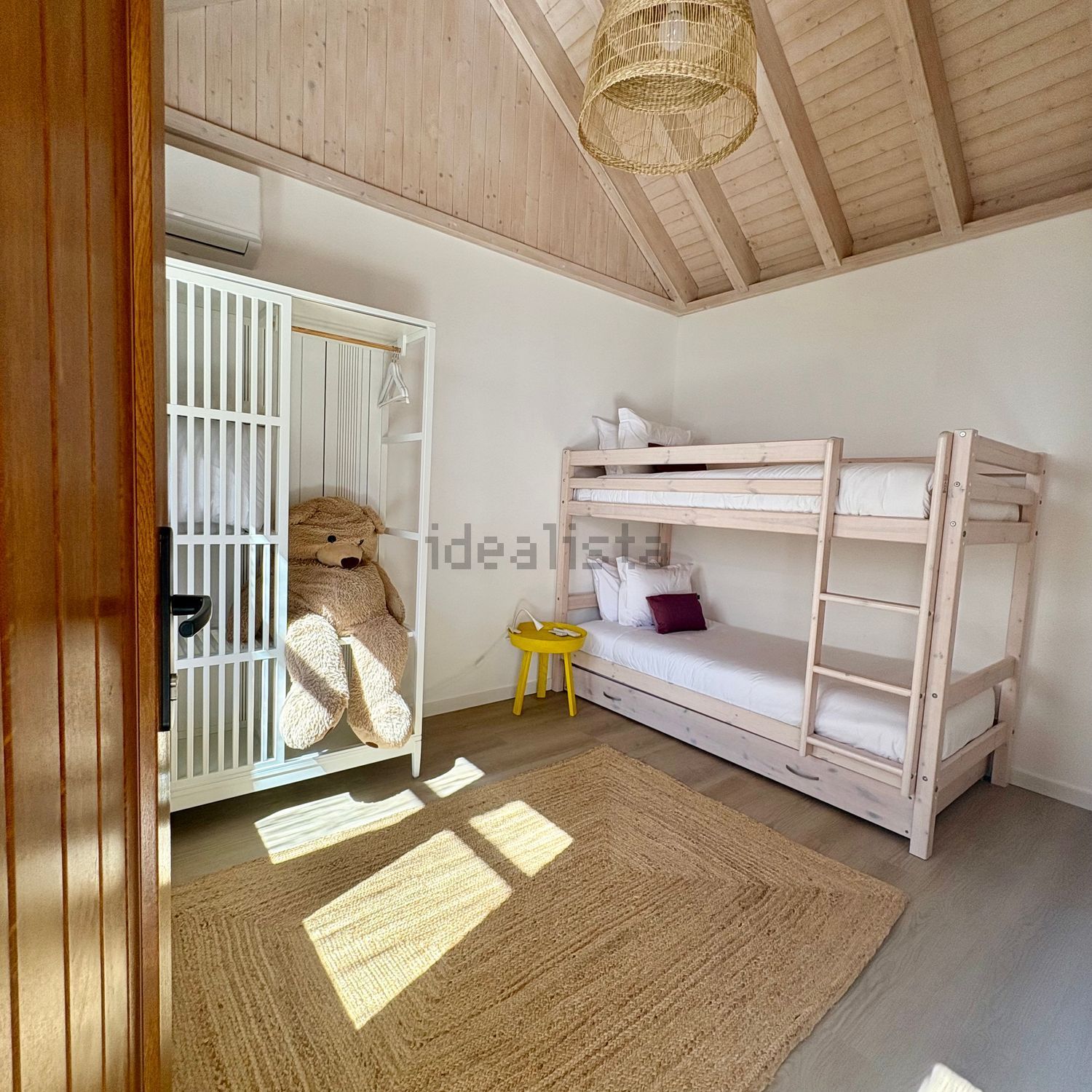 小楼房或独栋别墅出售在Rua da Eira - 卧室